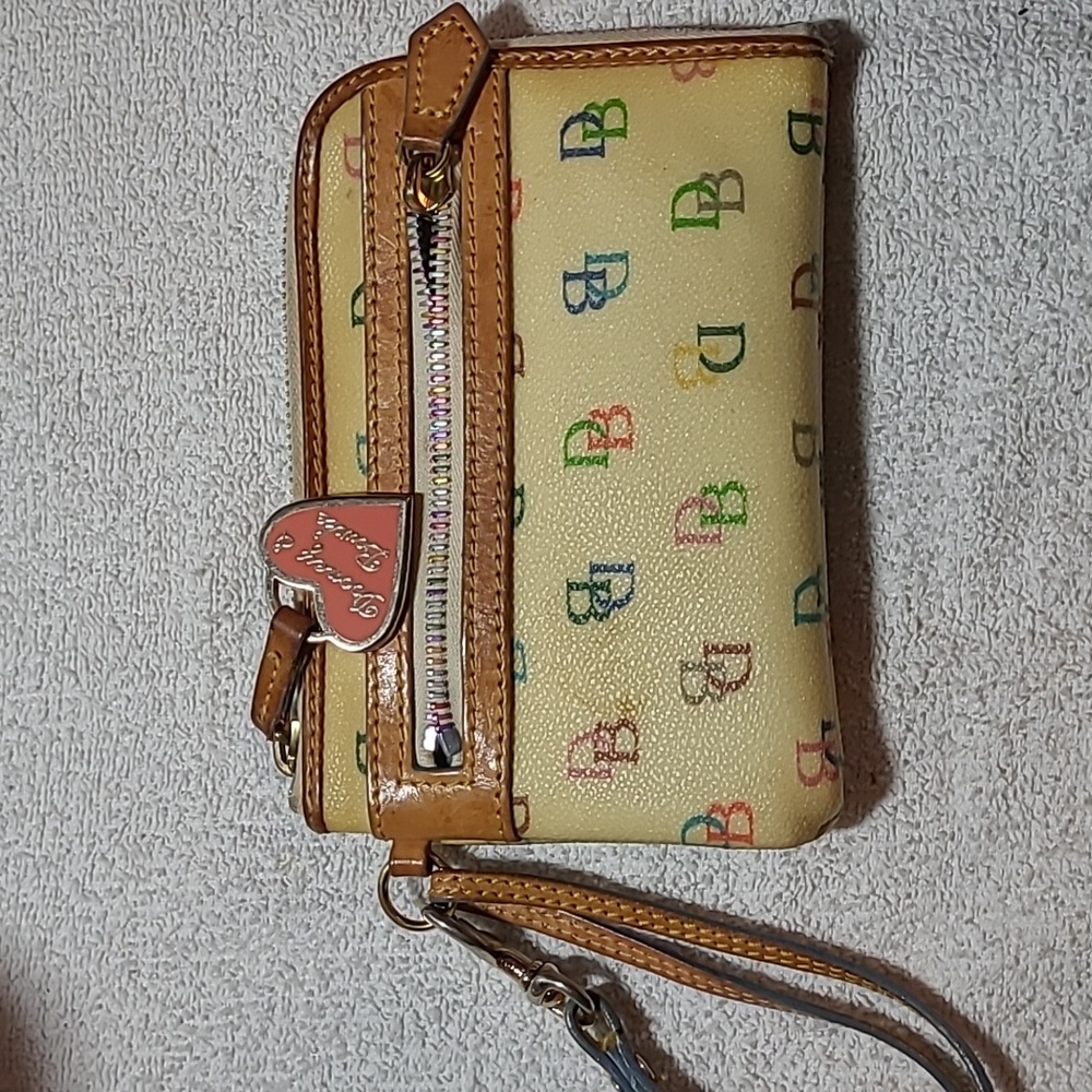 Dooney & Bourke vintage rainbow zippered wallet